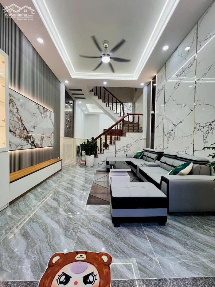 Hình ảnh Bán Nhà đẹp full nội thất mới, 4x14m, 3 tầng, 4PN, HXH 7m Thạnh Lộc 57 giá hơn 4Tỷ 4