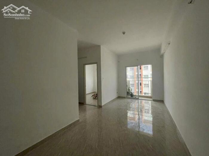 Hình ảnh BÁN chung cư Hoàng Quân Tầng trung view hồ bơi 3