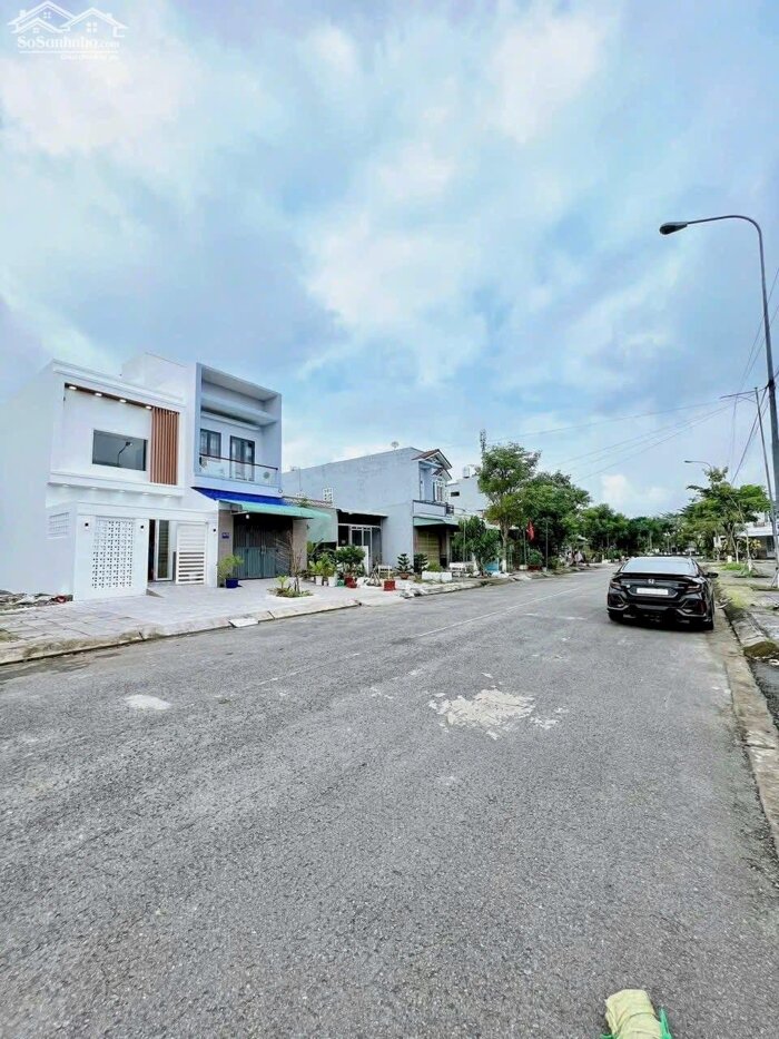 Hình ảnh BÁN NHÀ 1T1Lửng, MẶT TIỀN - KDC Bình Nhựt (12Ha8). Đối diện cổng TRƯỜNG HỌC 10