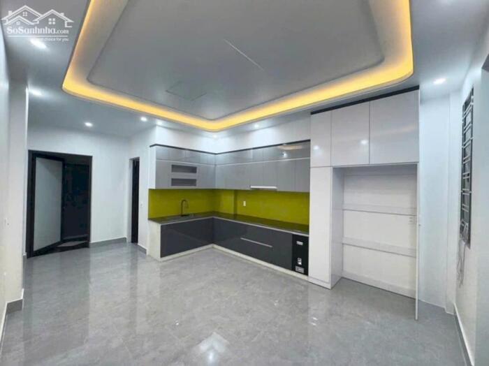 Hình ảnh Nhà 5 tầng thang máy mới tinh khu phân lô Hải An 3