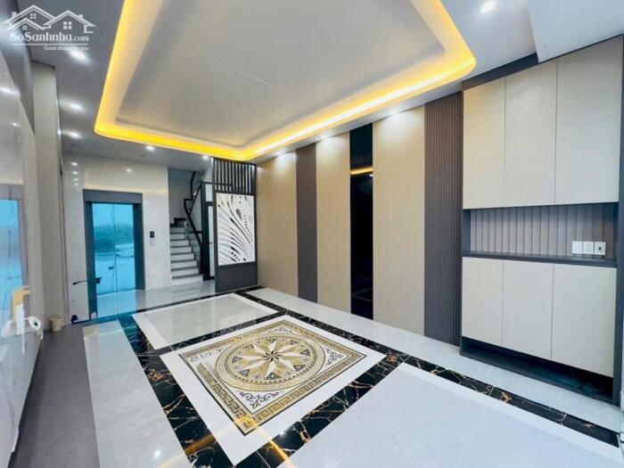 Hình ảnh Nhà 5 tầng thang máy mới tinh khu phân lô Hải An 5
