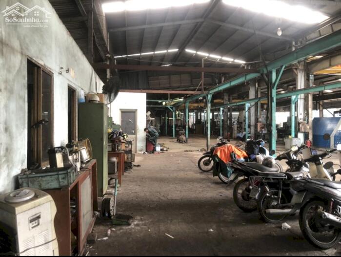 Hình ảnh Share kho xưởng 750m2 có cẩu trục, MT Ql1A ngã tư Ga Quận 12 1