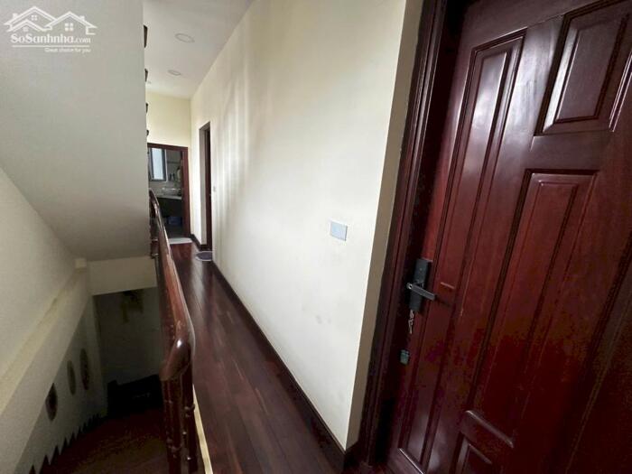 Hình ảnh Mặt Phố Phó Đức Chính 48M2 Mặt Tiền 4,56M 26.9 Tỷ 2 Mặt Phố trước sau 2