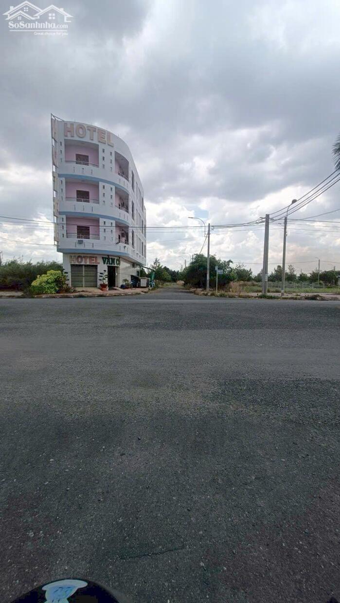 Hình ảnh Nền đất giá ngộp kdc Phước Đông 130m2 hàng rẻ đầu tư 1 tỏi 190tr 2