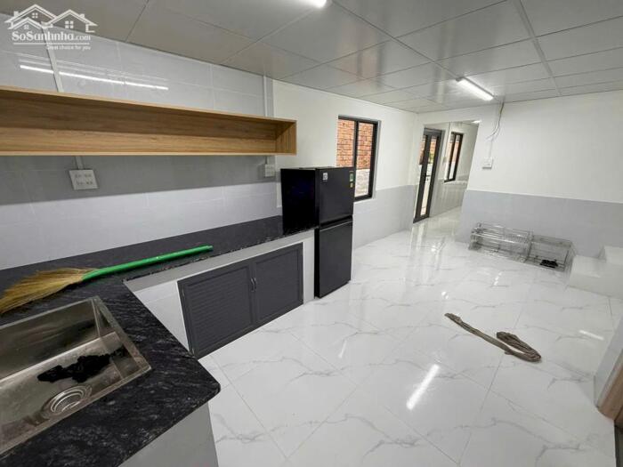 Hình ảnh CHO THUÊ NHÀ LẦU TRỤC CHÍNH 120M2– HẺM 10 ĐỀ THÁM, CẦN THƠ/ 8 TRIỆU 4