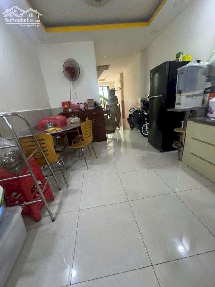 Hình ảnh Bán nhà P12 quận 6, hẻm xe hơi 27 Kinh Dương Vương, 46m2, 3 tầng chỉ 6.65 tỷ 1