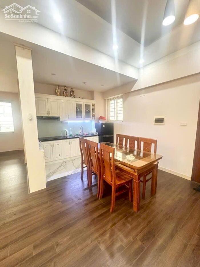 Hình ảnh Bán nha Ô Chợ Dừa 34m2 nhà đẹp ngõ to rộng khu dân trí cao 6.4 tỷ 1