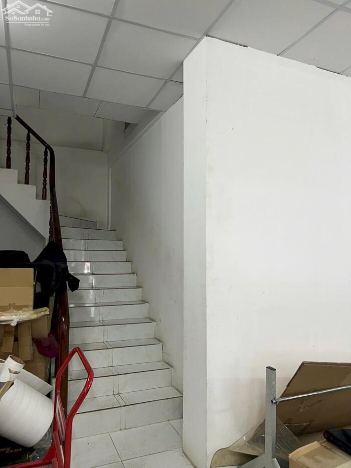 Hình ảnh Cho thuê kho xưởng 2300m2 Hà Huy Giáp gần ngã tư Ga Quận 12 3