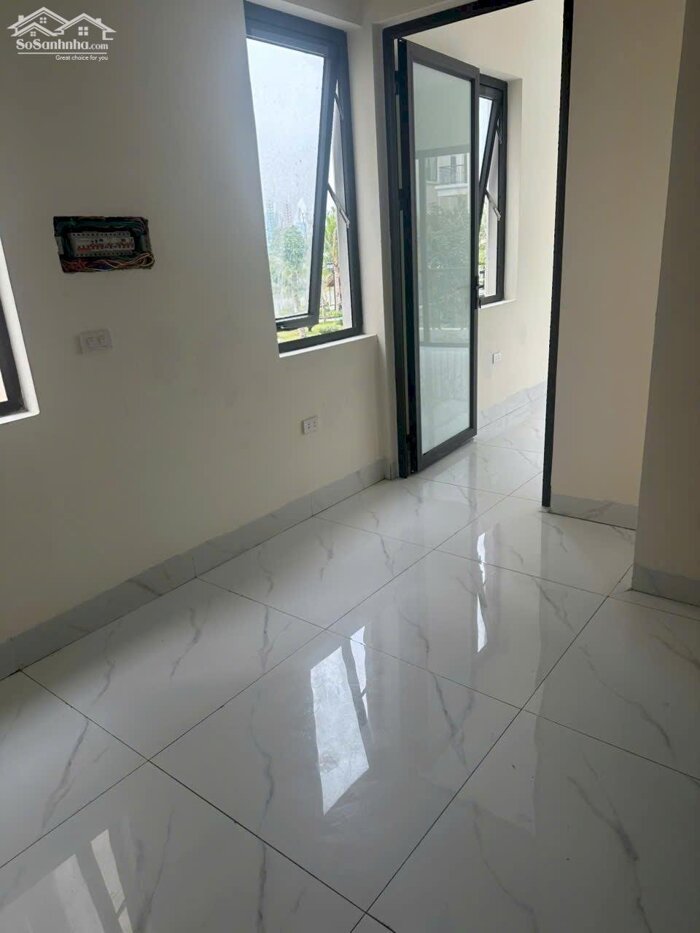 Hình ảnh Cho thuê nhà liền kề hoàn thiện 5 tầng 6 phòng ngủ khép kín giá 12tr/th. LH: 0917891555 0