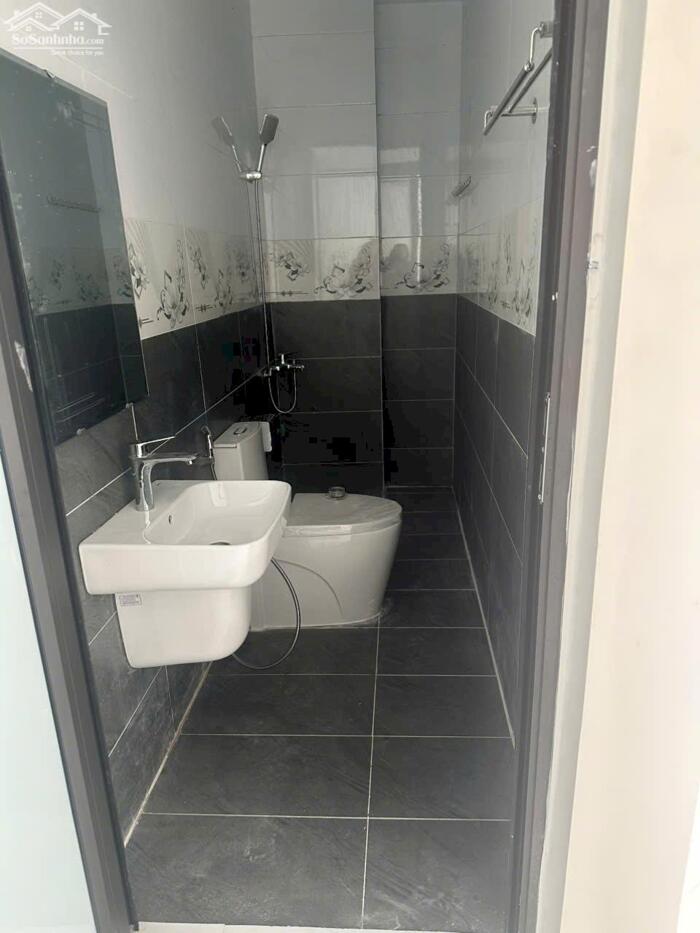 Hình ảnh Cho thuê nhà liền kề hoàn thiện 5 tầng 6 phòng ngủ khép kín giá 12tr/th. LH: 0917891555 5