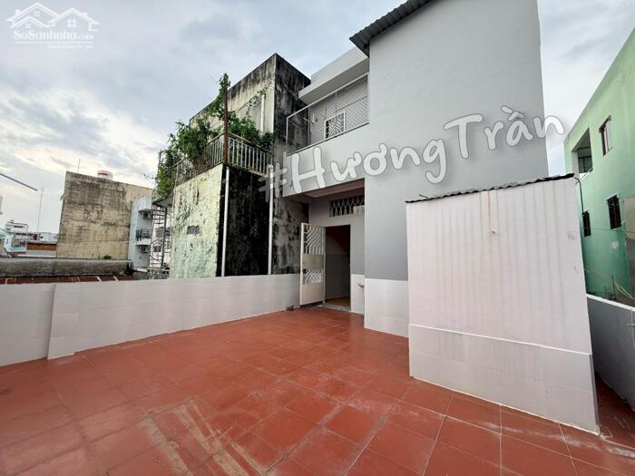 Hình ảnh 25 triệu - CHO THUÊ NHÀ 3 TẦNG MẶT TIỀN ĐƯỜNG 30/4, P. TÂN AN, CẦN THƠ - Có sân đậu xe phía trước siêu rộng 9