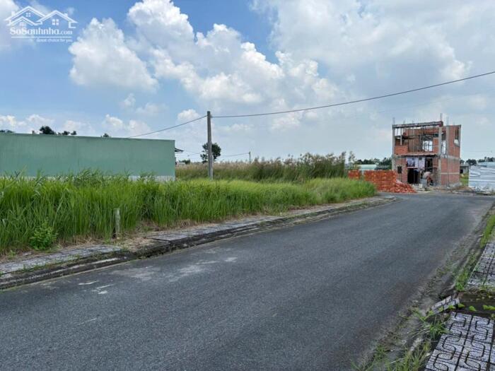 Hình ảnh Nền góc 144m2 kdc Nam Phong Ecotown giá ngộp 1 tỏi 250tr 1