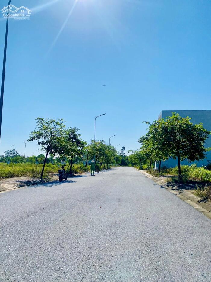 Hình ảnh Bán đất trong khu đô thị Nam Vĩnh Yên, Khai Quang, Vĩnh Phúc. View trường học. 2