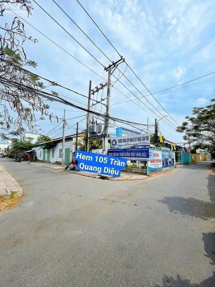 Hình ảnh NỀN THỔ CƯ - 2 MẶT TIỀN (trước - sau). VỊ TRÍ ĐẸP (Cấp phép XD chính 1Trệt + 2lầu) 3