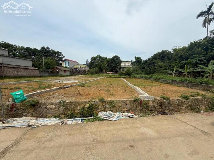 Hình ảnh Bán đất trung tâm thị trấn lương Sơn tỉnh Hòa Bình 0