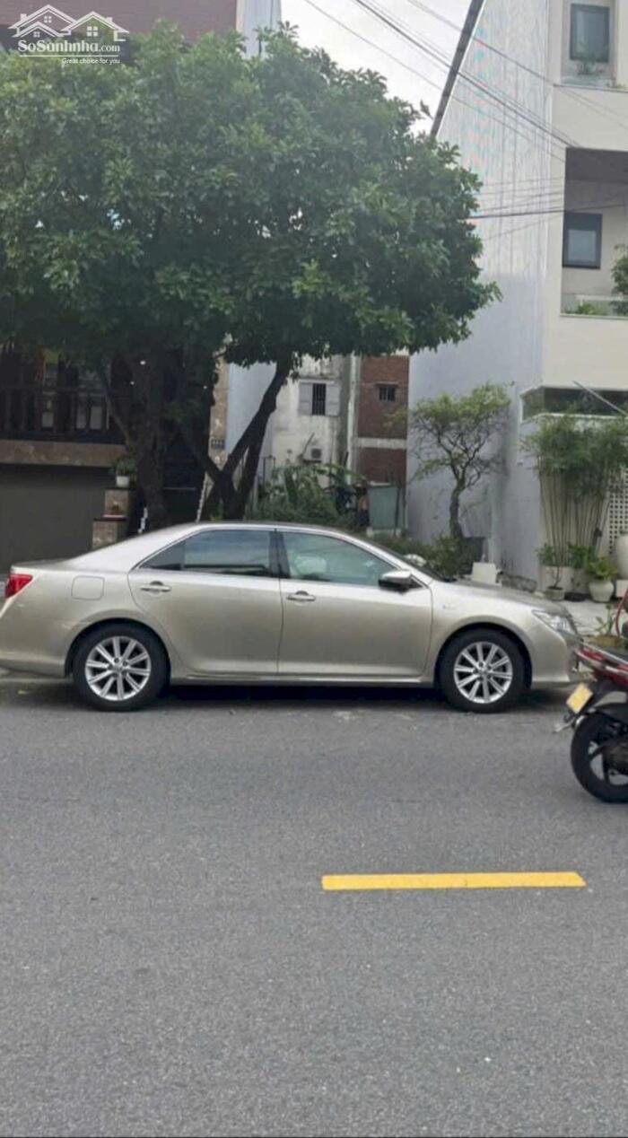 Hình ảnh Chính chủ bán đất mặt tiền đường 15m Trần Thánh Tông , Phường Sơn Trà , TP. Đà Nẵng ⭐⭐⭐⭐ Vị trí gần ngã tư Khúc Hạo & chợ Nại Hiên Đông Đường 15m vỉa hè 4m5 , xây dựng cao tầng Thích hợp làm khách sạn , căn hộ dịch vụ... ... 0