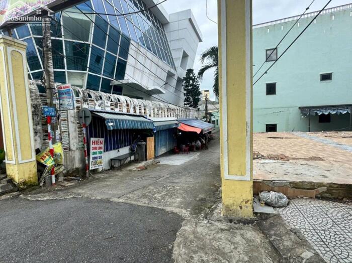 Hình ảnh Tôi cần bán lô đất 2 mặt tiền Ngô Quyền , Sơn Trà , Đà Nẵng 0