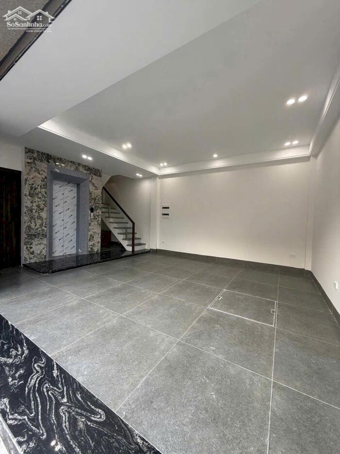 Hình ảnh NHÀ PHÚC ĐỒNG HÀNG XÓM VINHOME LONG BIÊN - XÂY 7 TẦNG THANG MÁY GIÁ 15.2 TỶ 2