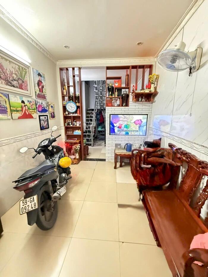 Hình ảnh Nhà SHR 2/Nguyễn Thành Vĩnh-Trung Mỹ Tây-Q12.Dt 3x7,7~23m2~2 tấm~2,38ty 10