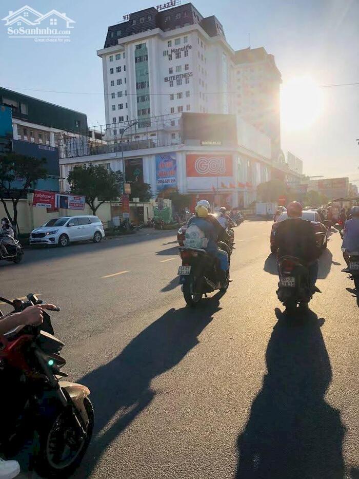 Hình ảnh Cần bán nhà 3.5 tầng MT đường Hùng Vương.Phường Thanh Khê.Đà Nẵng. 2