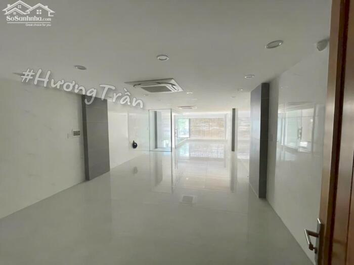 Hình ảnh 40 triệu - CHO THUÊ TÒA NHÀ 5 TẦNG (có thang máy) MẶT TIỀN ĐƯỜNG TRẦN VĂN HOÀI, gần Vincom Xuân Khánh 5