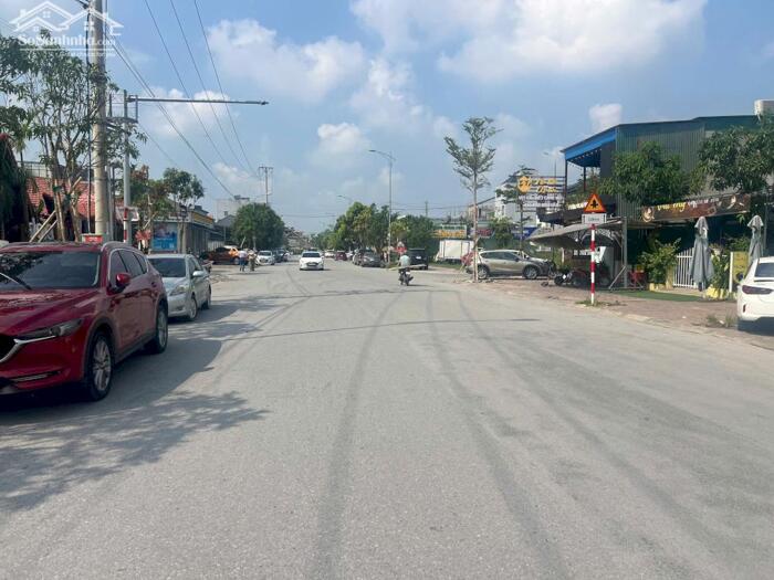 Hình ảnh Bán lô 135m2 Đất kinh doanh mặt đường Hồ Bá Kiện, Quán Bàu - TP Vinh 0