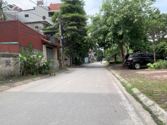 Hình ảnh Bán 87,4m2 đất đấu giá cạnh nhà văn hóa tổ 8 Thạch Bàn, view bãi đỗ xe và hồ Bộ Đội đang triển khai 0