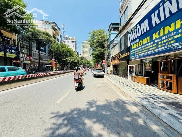 Hình ảnh Mặt Tiền 6M Mặt Phố Lạc Long Quân 32 Tỷ Vuông vỉa hè rộng 0