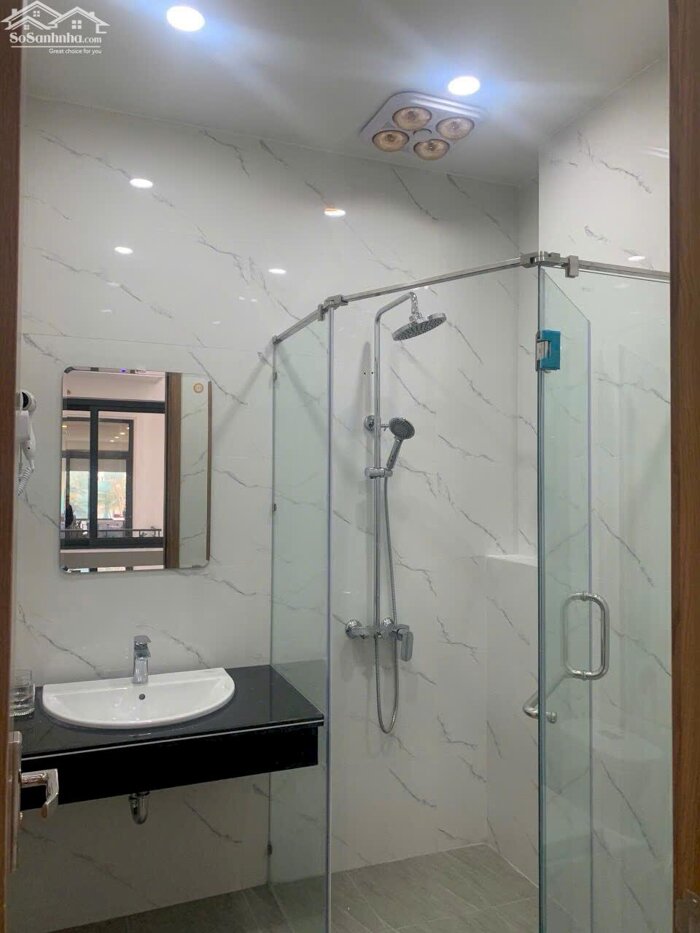 Hình ảnh Cho thuê nguyên căn 105 m2 Khu Hải Âu Vin Marina: 2