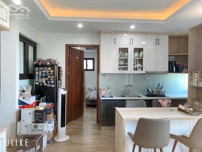 Hình ảnh Cho thuê Căn hộ Apartment 1N1K View toàn mặt hồ tại Ngõ 193 Phố Trích Sài, Tây Hồ. Chỉ 12tr 4