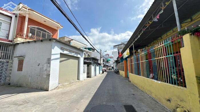 Hình ảnh Bán đất tặng nhà Gác Lửng hẻm oto Ngô Đến đường thông Bắc Nha Trang 1