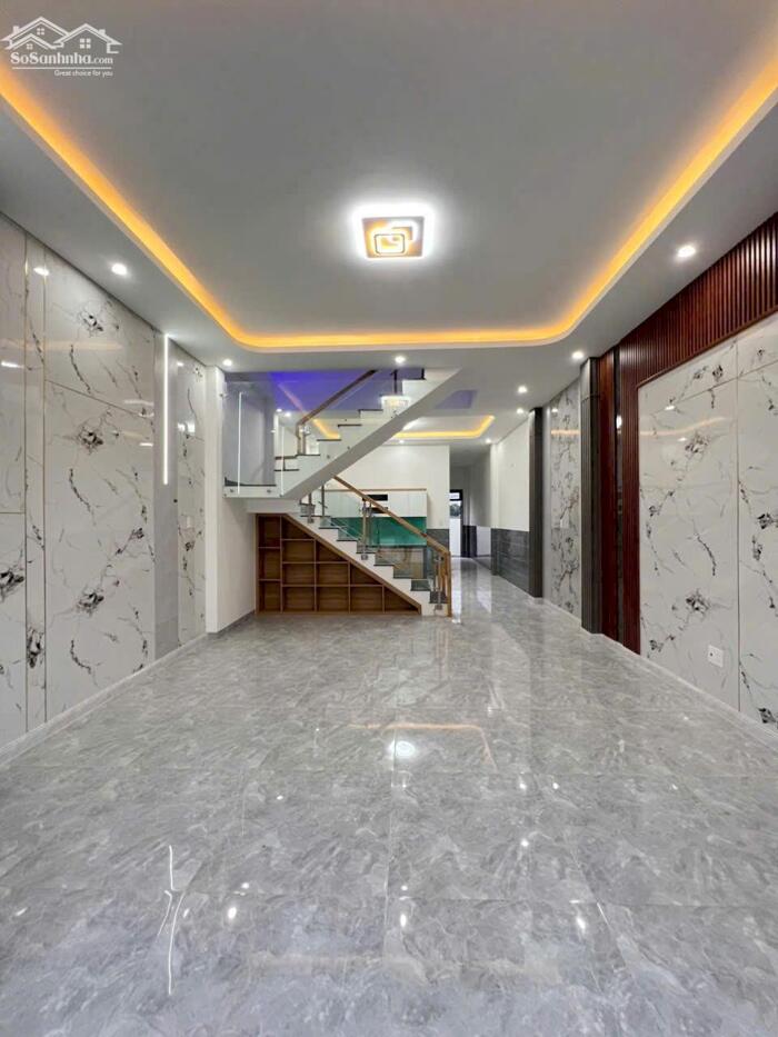 Hình ảnh Nhà Lầu Giá Tốt – Chủ Ngộp Cần Bán Gấp, Thương Lượng Mạnh 1