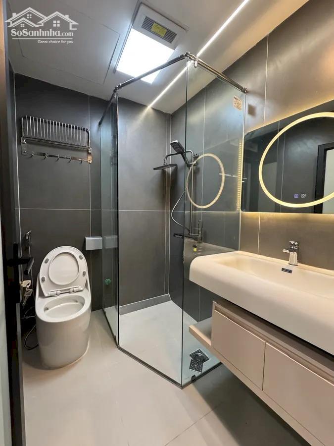 Hình ảnh Bán Nhà Phân Lô Hoàng Quốc Việt - Cầu Giấy, 8T Thang Máy, 4PN, Full Đồ, Sổ Đỏ, Ở Luôn 5