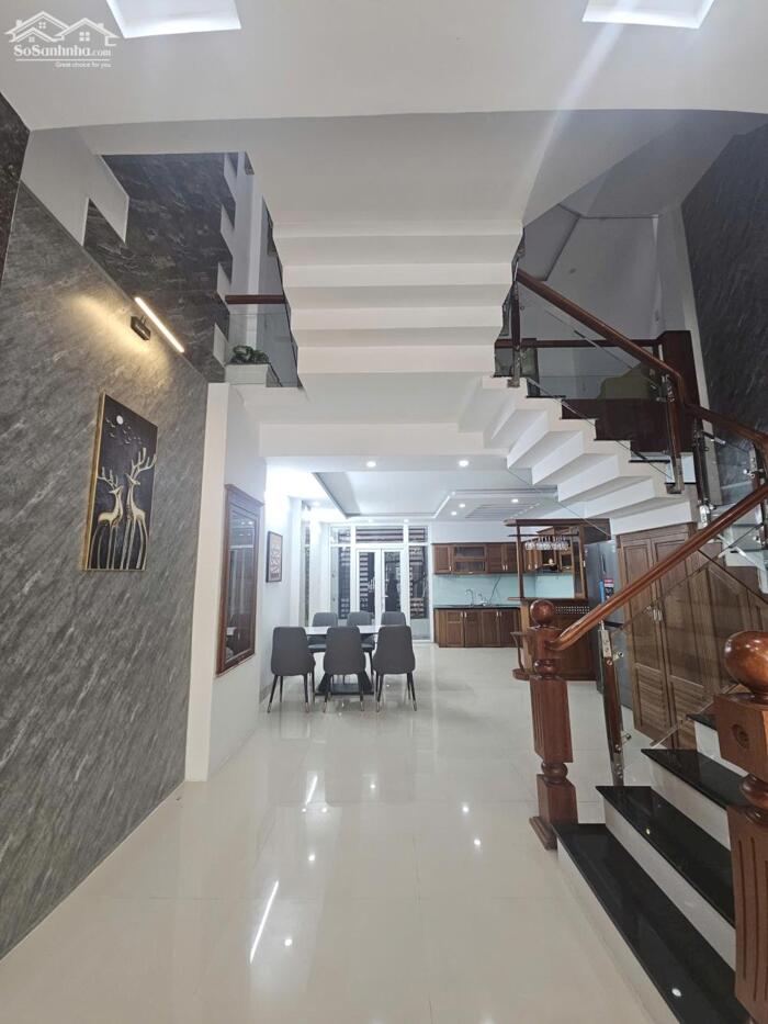 Hình ảnh Cần bán nhà 3 tầng 3 mê MT đường Đặng Huy Tá,P Thanh Khê.Đà Nẵng 1