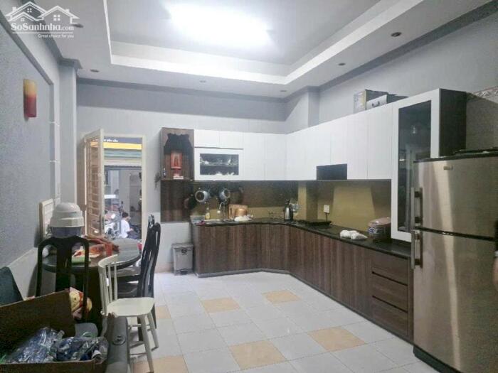 Hình ảnh Bán nhà hẻm 109 Dương Bá Trạc, quận 8, (4m x18m) 4 tầng - sổ đẹp giá 14.8 tỷ 1