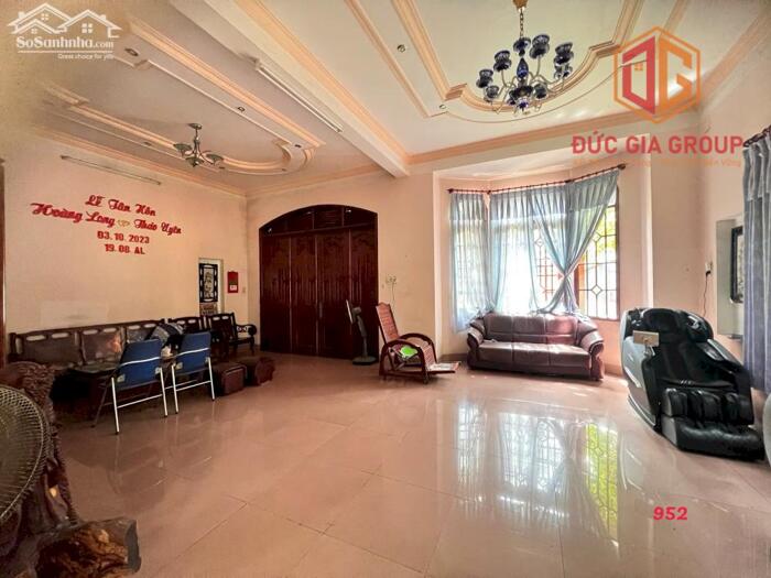 Hình ảnh Bán nhà phường Hiệp Hòa, khu cư xá ngân hàng; 1 trệt 1 lầu sổ hồng 373m2 ngang 12m giá 17 tỷ 5