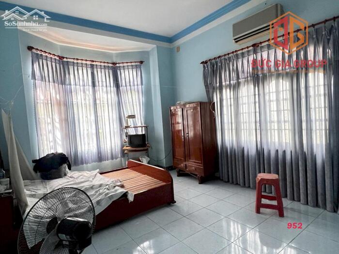 Hình ảnh Bán nhà phường Hiệp Hòa, khu cư xá ngân hàng; 1 trệt 1 lầu sổ hồng 373m2 ngang 12m giá 17 tỷ 6