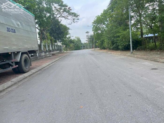 Hình ảnh Giá đầu tư cực tốt 135m2 mặt phố Chính Trung đất 31HA mà chỉ có 137tr, kinh doanh, hay định cư đều đẹp 2