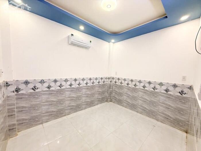 Hình ảnh Bán Nhà 100m2, 5Tỷ hiếm, HXH thông Tô Ngọc Vân gần Ngã Tư Ga, giáp Gò Vấp 3