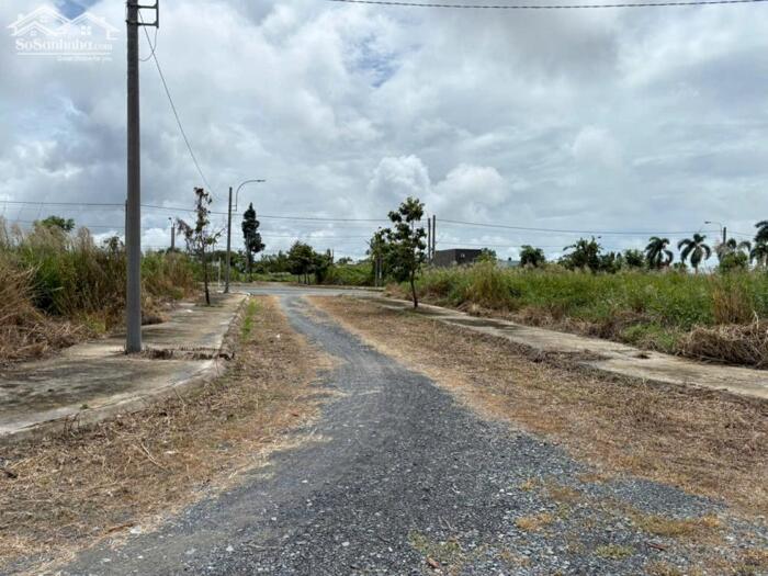 Hình ảnh Chủ kẹt cần ra gấp nền 100m2 kdc Phước Đông giá lỗ vốn hàng tốt đầu tư 830tr 1