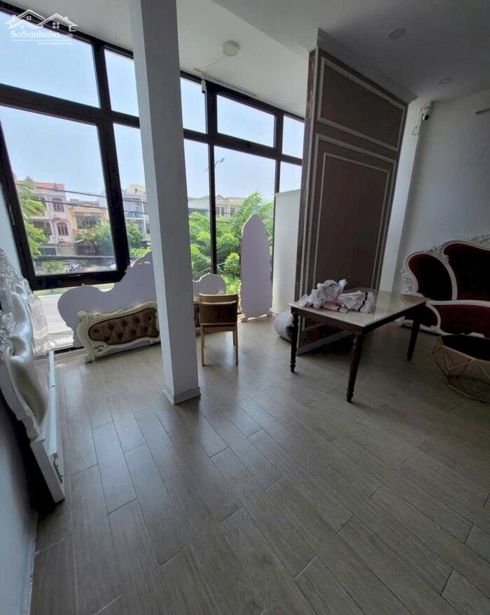 Hình ảnh MẶT TIỀN NGAY NGÔ QUYỀN _ 3 TẦNG 125M²đ _ 200 m TỚI CHỢ _ GIÂ 14.8 TỶ 2