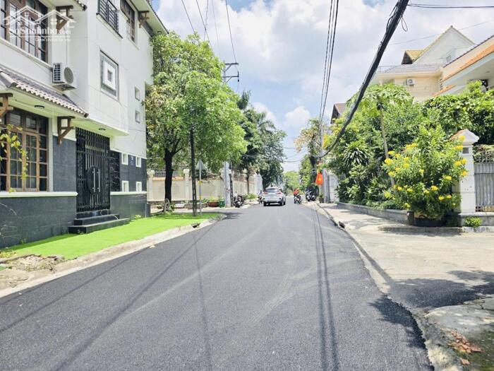 Hình ảnh Bán Đất Xây Cao 1 Hầm 6 Tầng-Mặt Tiền Đường 12 Ngay Trần Não DT:138m2(6mx23m)-Giá 33 Tỷ TL 1