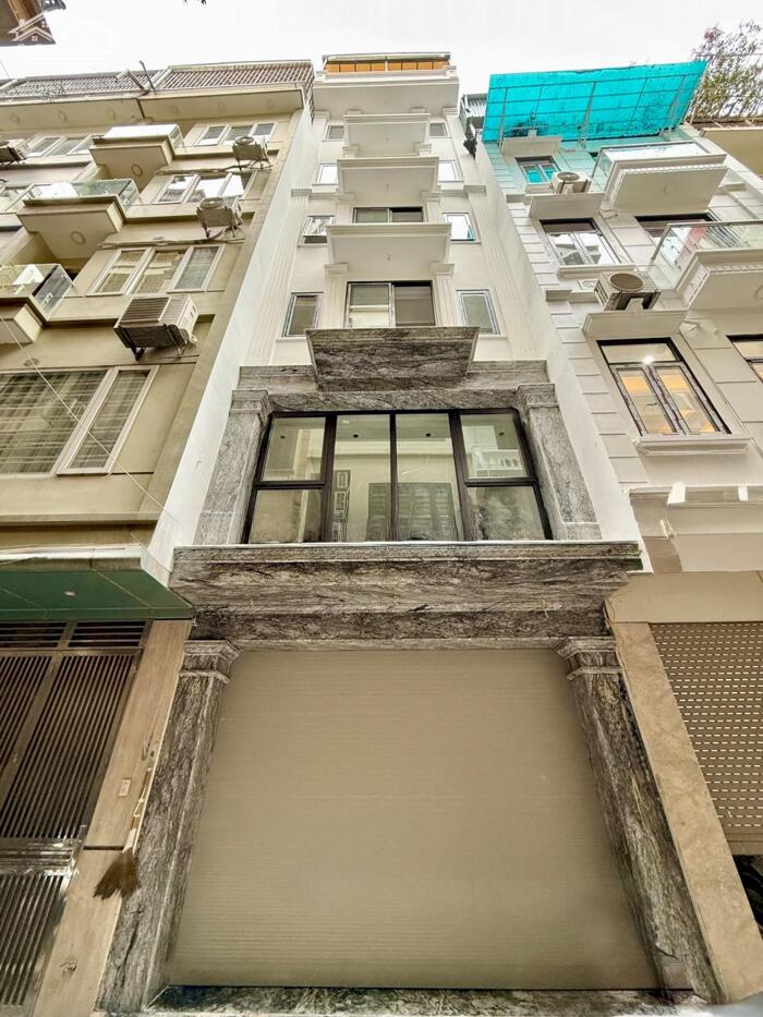 Hình ảnh Bán Nhà Phân Lô Hoàng Quốc Việt - Cầu Giấy, 45m x 7T Thang Máy, Gara Ô tô, Dân Trí Cao, Giá 26,5 Tỷ 0