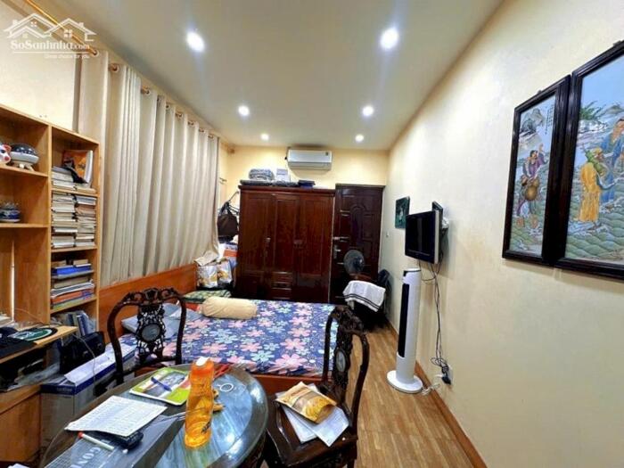 Hình ảnh Bán nhà TT tầng 1 Hoàng Đạo Thành 60m2 nhà đẹp ô tô đỗ cửa 3.75 tỷ 2