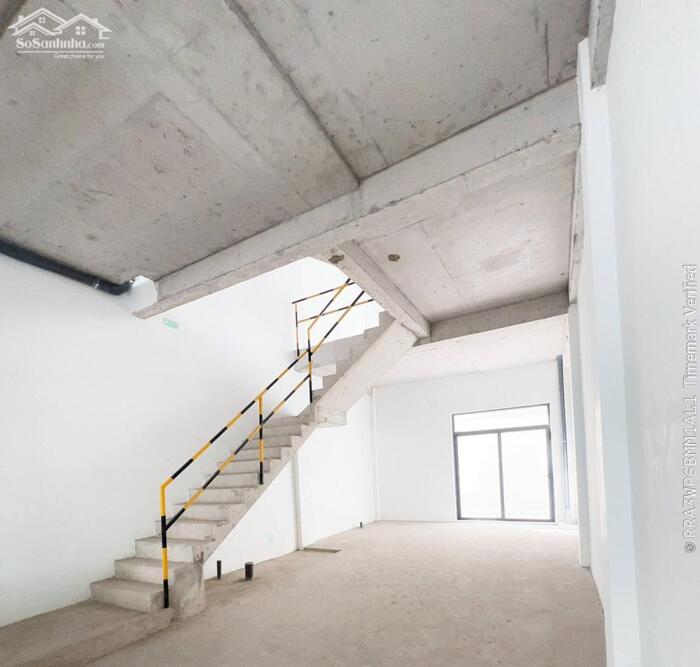 Hình ảnh BDS HVL CHỦ GỬI: A36 CLASSIA Q9 NỢ BANK BÁN 16.5 TỈ SỔ HỒNG 1