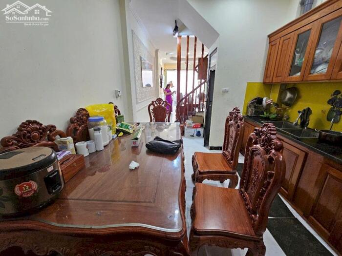 Hình ảnh Bán Nhà Long Biên - Gần Hồ - Ngõ Thông gần ô tô tránh - 40m x 4 tầng. Lh 0965858116 2