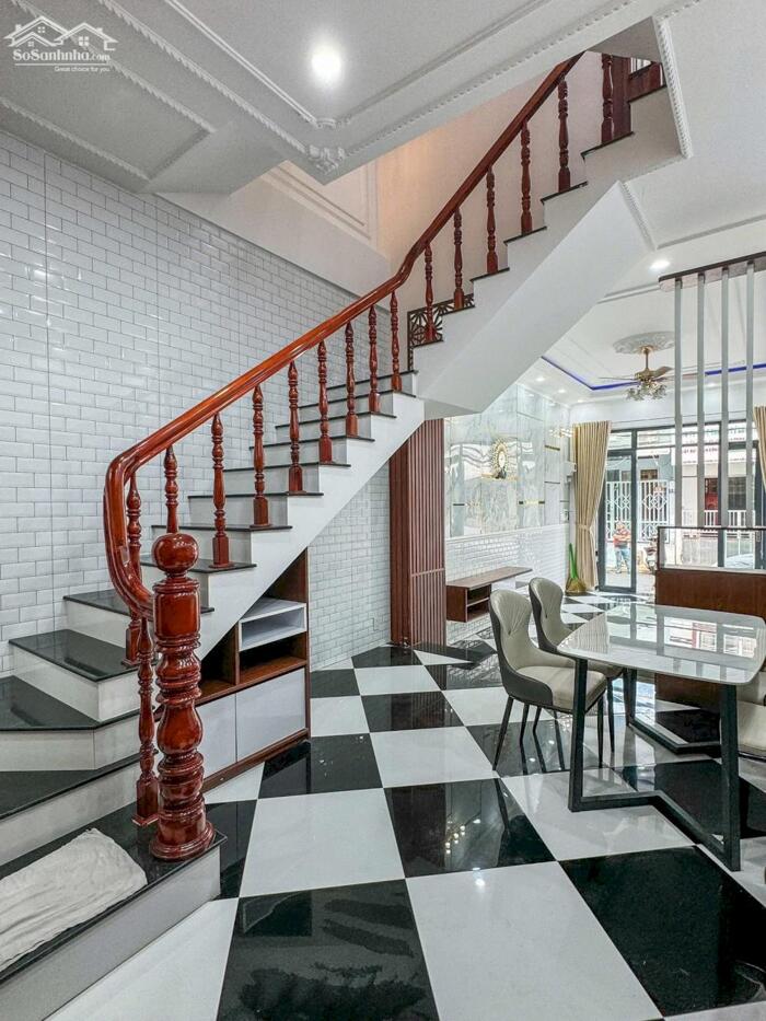 Hình ảnh NHÀ PHỐ 1 TRỆT 3 LẦU MT ĐƯỜNG NGUYỄN VĂN TRỖI CẶP VÁCH ĐH CẦN THƠ 5