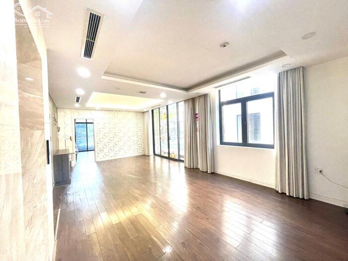 Hình ảnh Bán biệt thự Marina Residences Ecopark Văn Giang Hưng Yên, 241,5m2 đã hoàn thiện nội thất 2