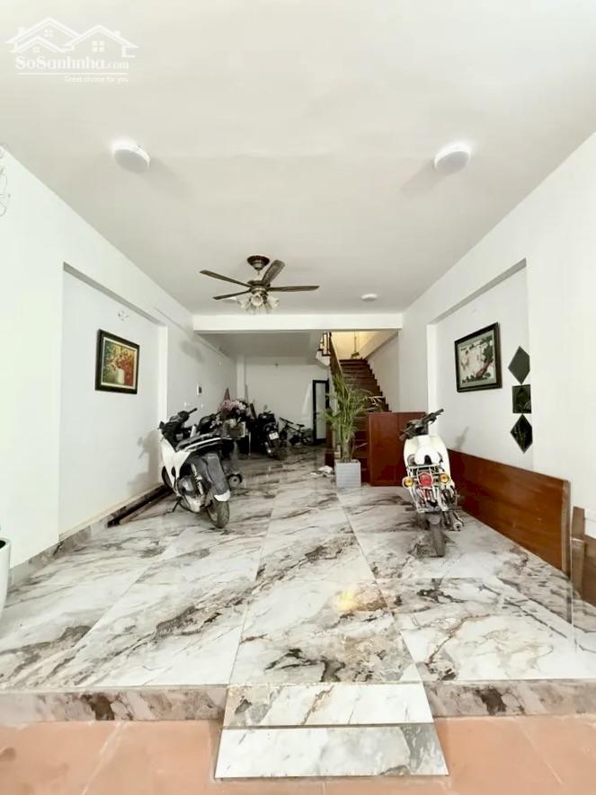 Hình ảnh Bán Nhà Đẹp 50m2 Nguyễn Khánh Toàn - Cầu Giấy, 4PN, 6 Tầng Chắc Chắn, Ngõ Nông, Sát Ô tô Tránh, Sổ Đỏ 5