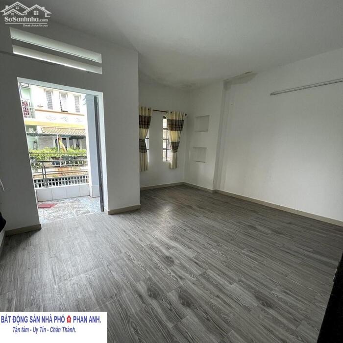 Hình ảnh [ Bán gấp ] nhà phố Quận 9 | Hẻm xe hơi đường Đình Phong Phú | 135 m2 đất, chưa đến 41 tr/m2. 2